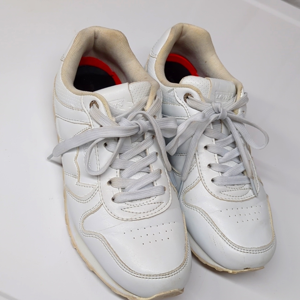Levi’s White Sneakers with Silver Details